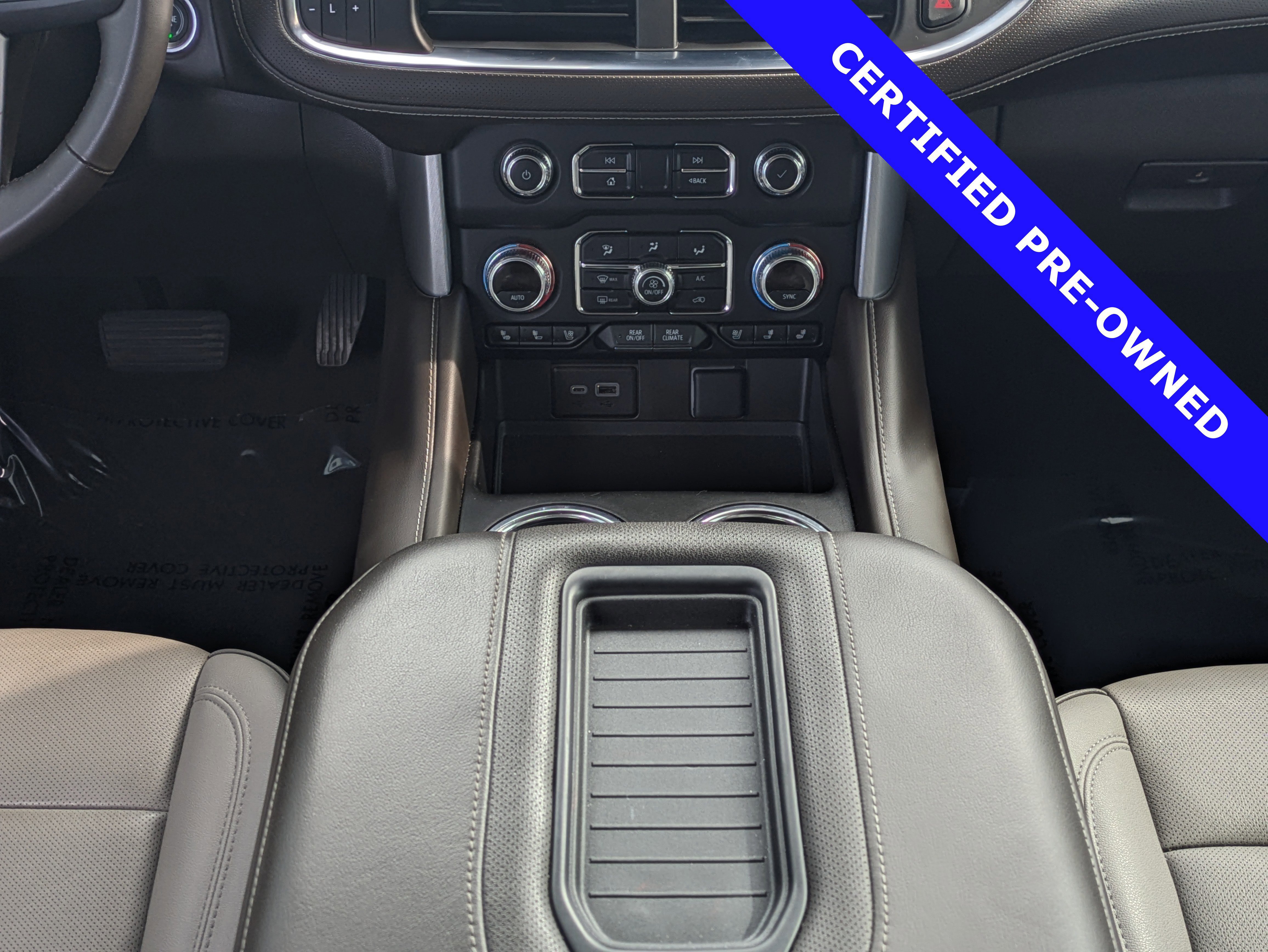 Used 2023 GMC Yukon SLT w/ SLT Luxury Package image 21