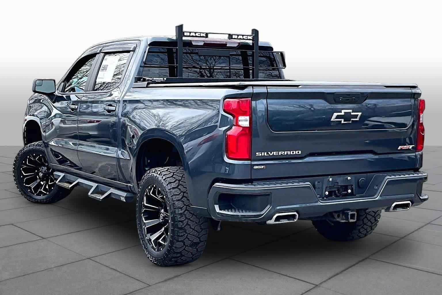 Used 2021 Chevrolet Silverado 1500 RST w/ Convenience Package II AWD/4WD image 12