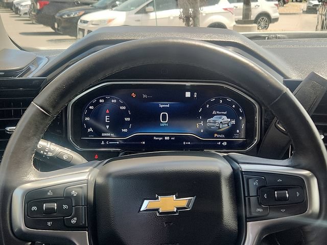 Used 2022 Chevrolet Silverado 1500 LT w/ Z71 Off-Road Package AWD/4WD image 13