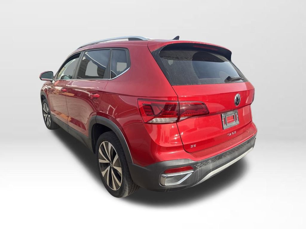 Used 2022 Volkswagen Taos SE image 5