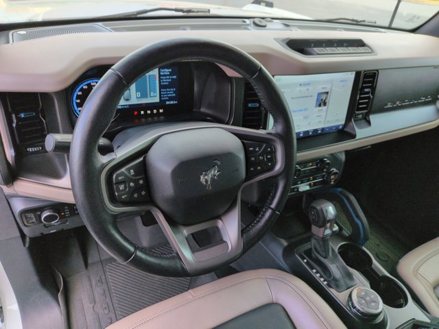 Certified 2023 Ford Bronco Wildtrak image 17