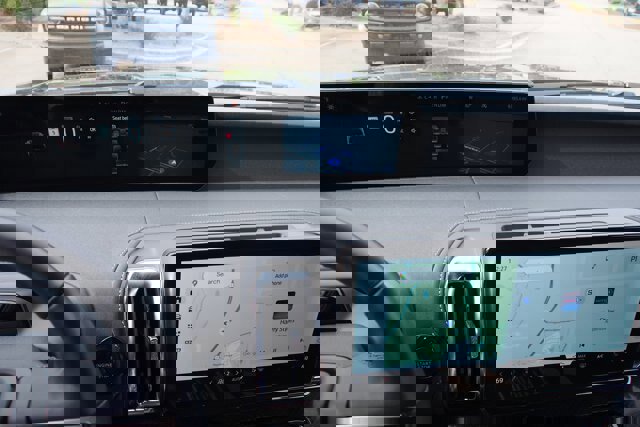 Certified 2025 Ford Expedition Platinum w/ Stealth Performance Package image 36