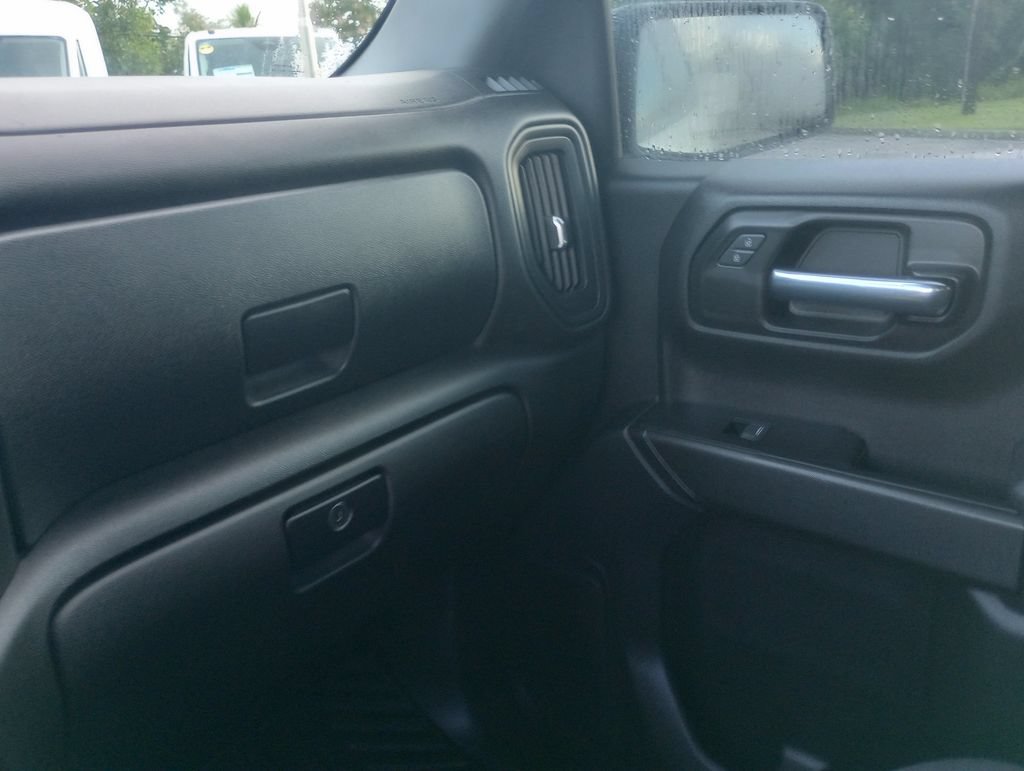 Used 2022 Chevrolet Silverado 1500 Custom RWD image 30