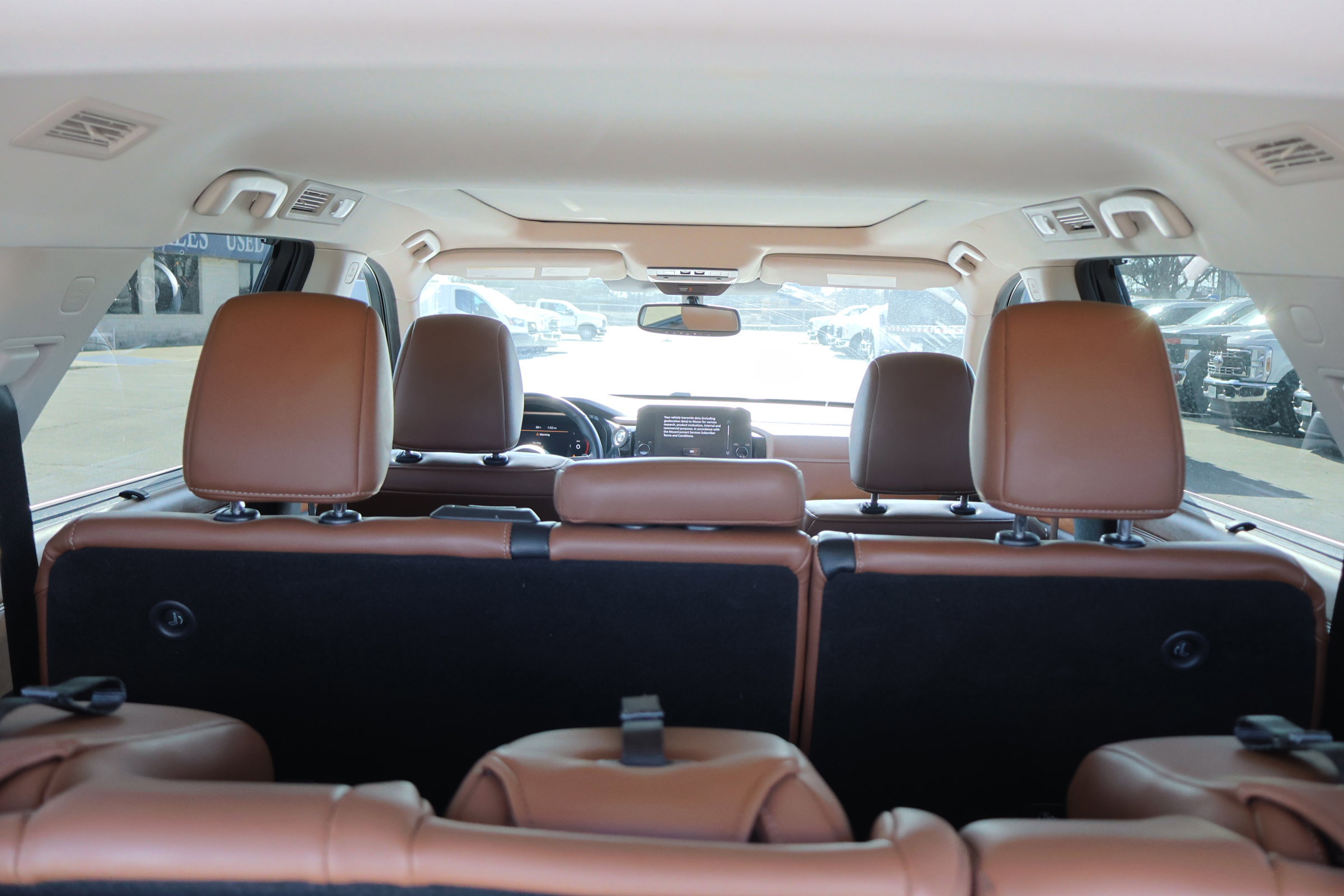 Used 2022 Nissan Pathfinder Platinum w/ Cargo Package image 30