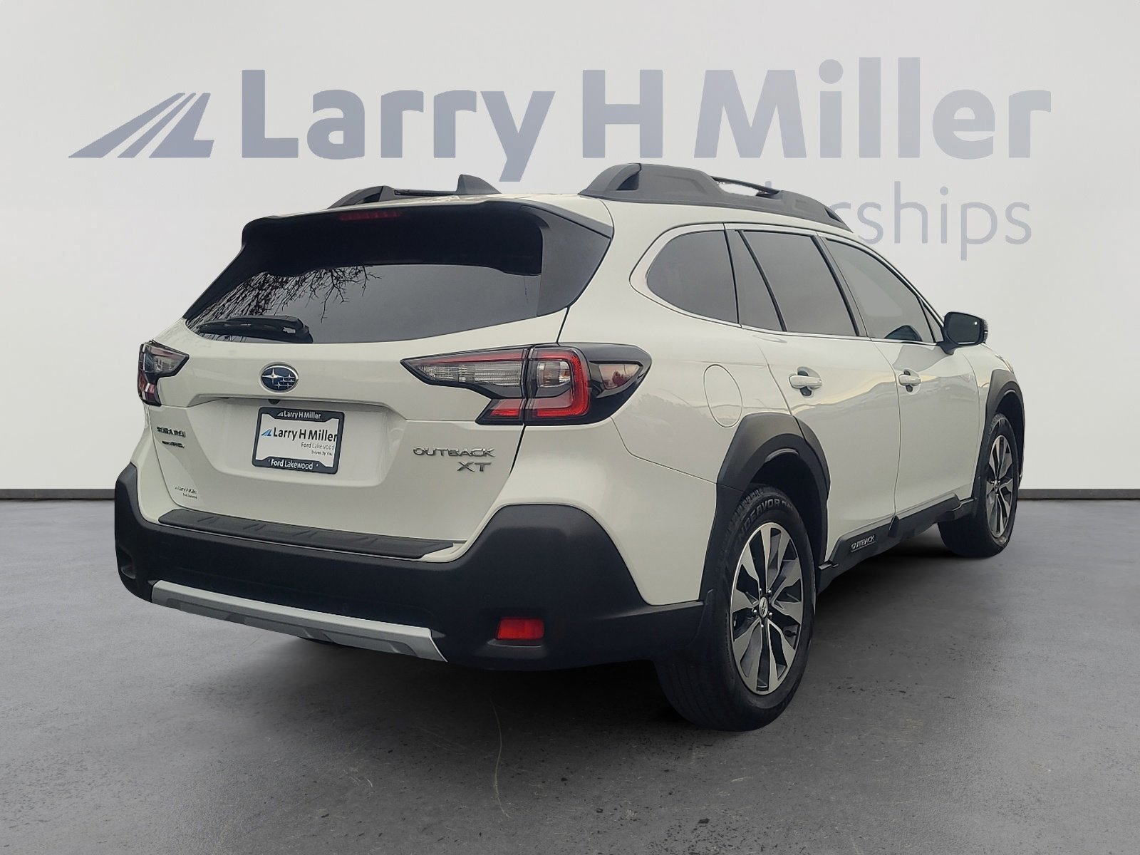 Used 2024 Subaru Outback Limited XT w/ Popular Package #2 image 5