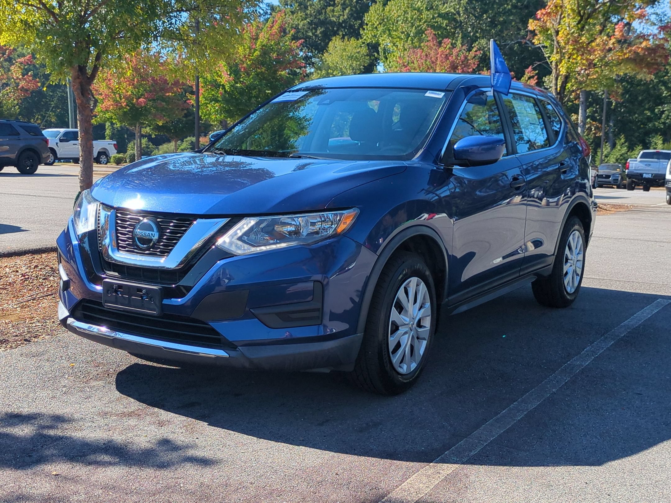 Used 2019 Nissan Rogue S AWD/4WD image 6
