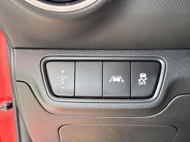 Used 2020 Kia Forte LXS FWD image 18