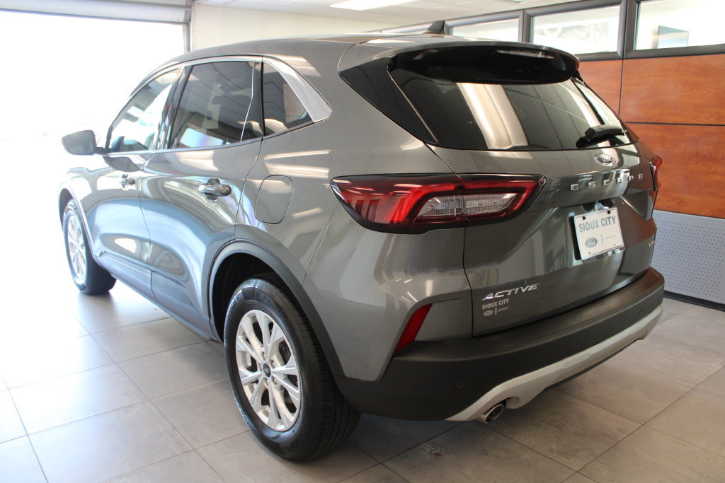 Certified 2023 Ford Escape Active w/ Tech Pack #1 AWD/4WD image 7