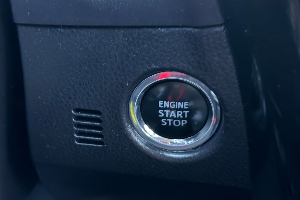 Used 2018 Toyota Corolla XSE w/ Carpet Mat Package (TMS) image 20