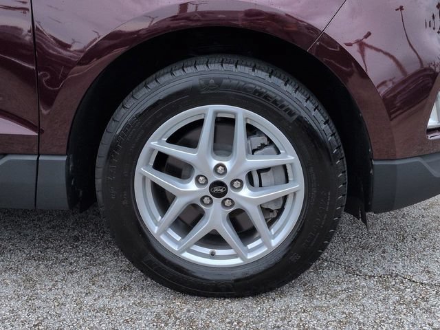 Certified 2024 Ford Edge SEL w/ Convenience Package AWD/4WD image 11