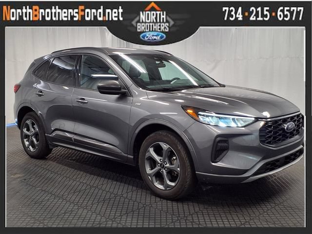 Certified 2024 Ford Escape ST-Line w/ Tech Pack #1 AWD/4WD image 1