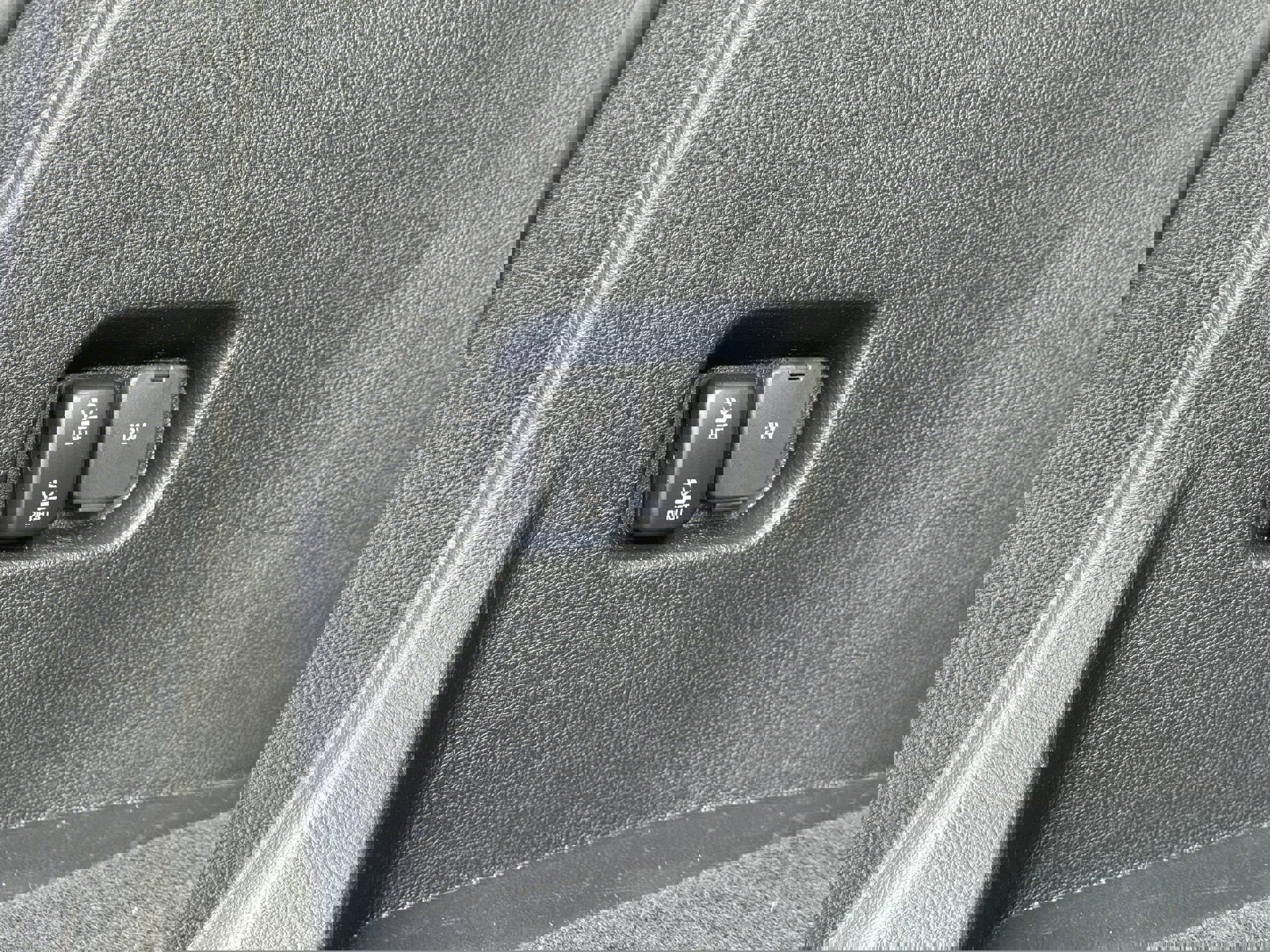 Certified 2024 Ford Edge SEL image 26