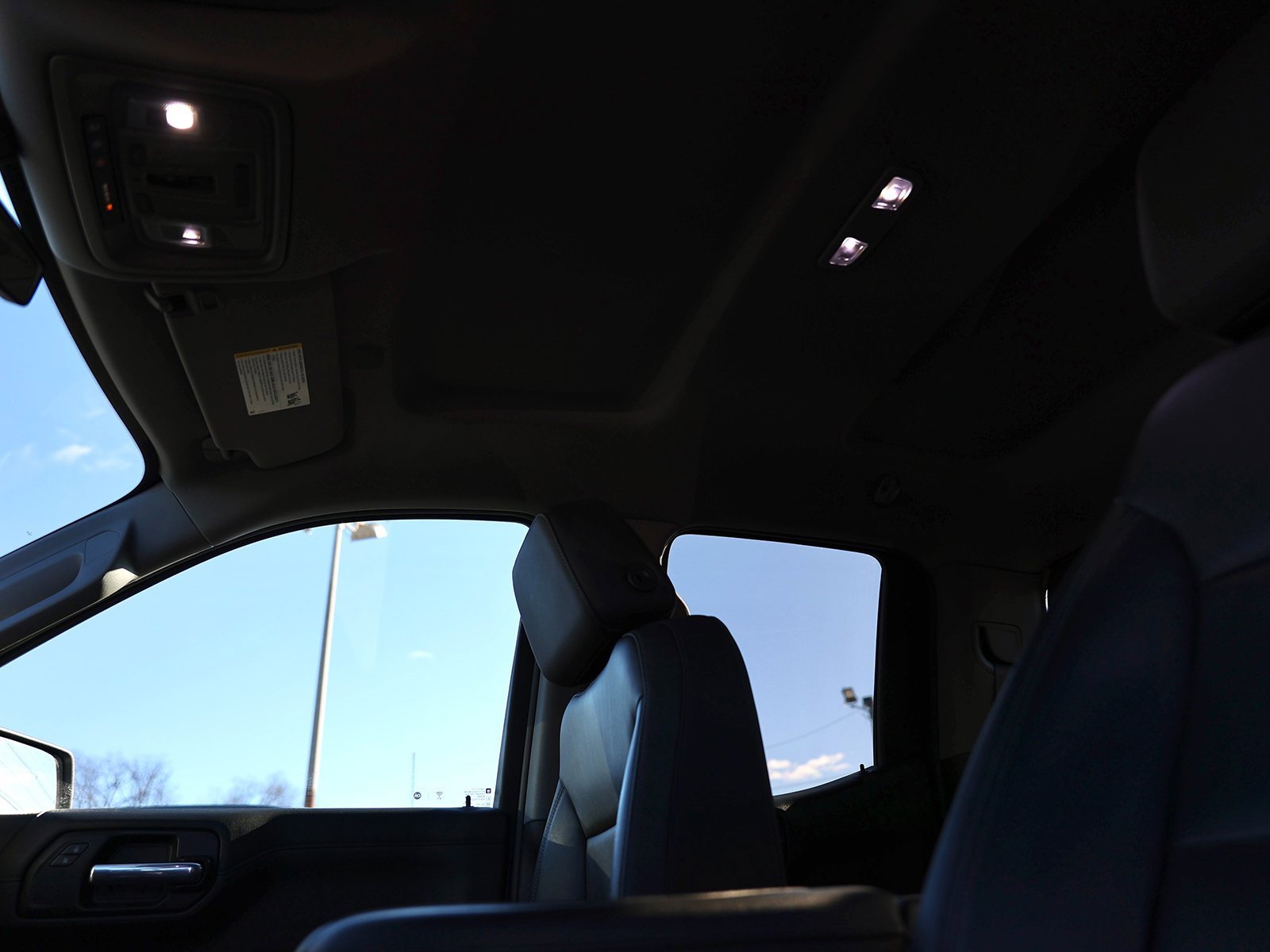 Used 2019 Chevrolet Silverado 1500 RST image 22