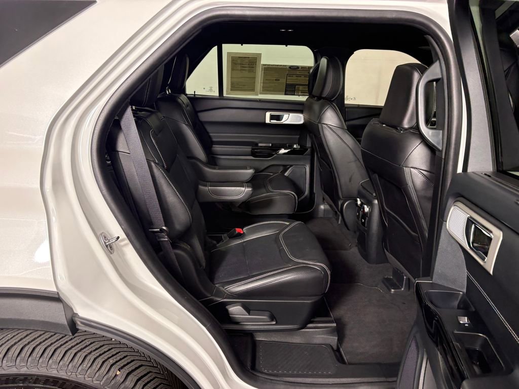Certified 2024 Ford Explorer ST w/ Equipment Group 401A AWD/4WD image 39