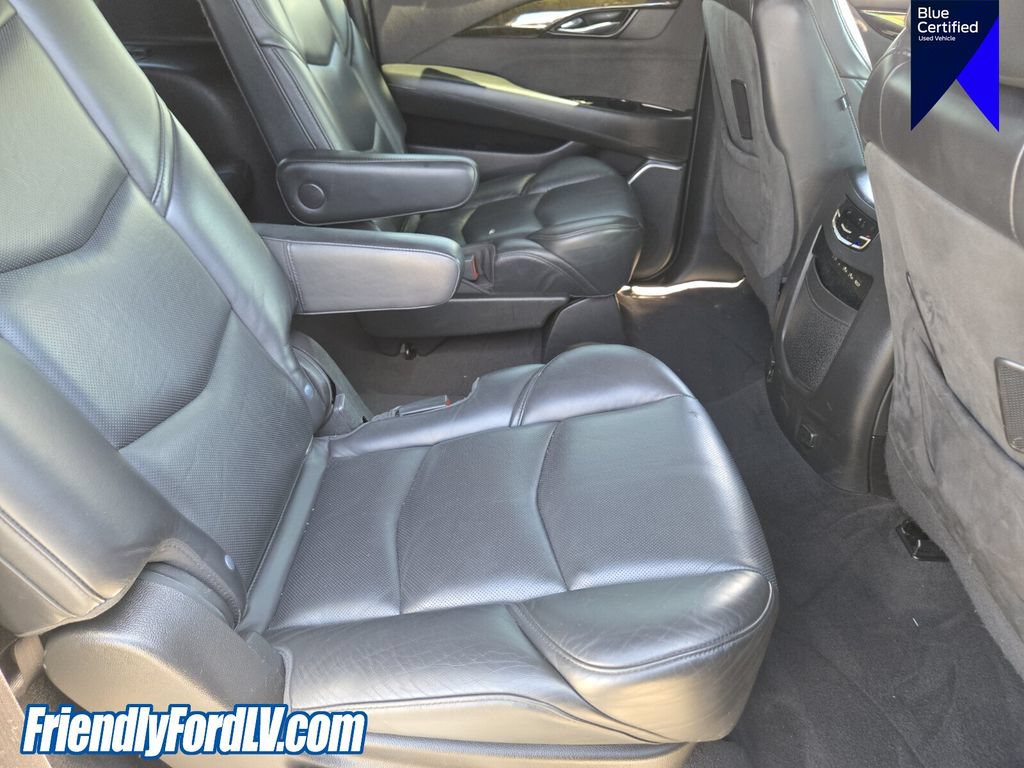 Used 2020 Cadillac Escalade ESV Platinum w/ Escalade Sport Edition AWD/4WD image 20