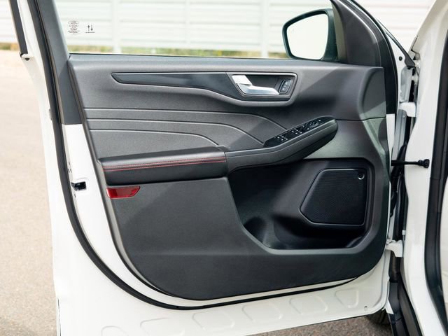 Certified 2024 Ford Escape ST-Line w/ Tech Pack #1 image 14