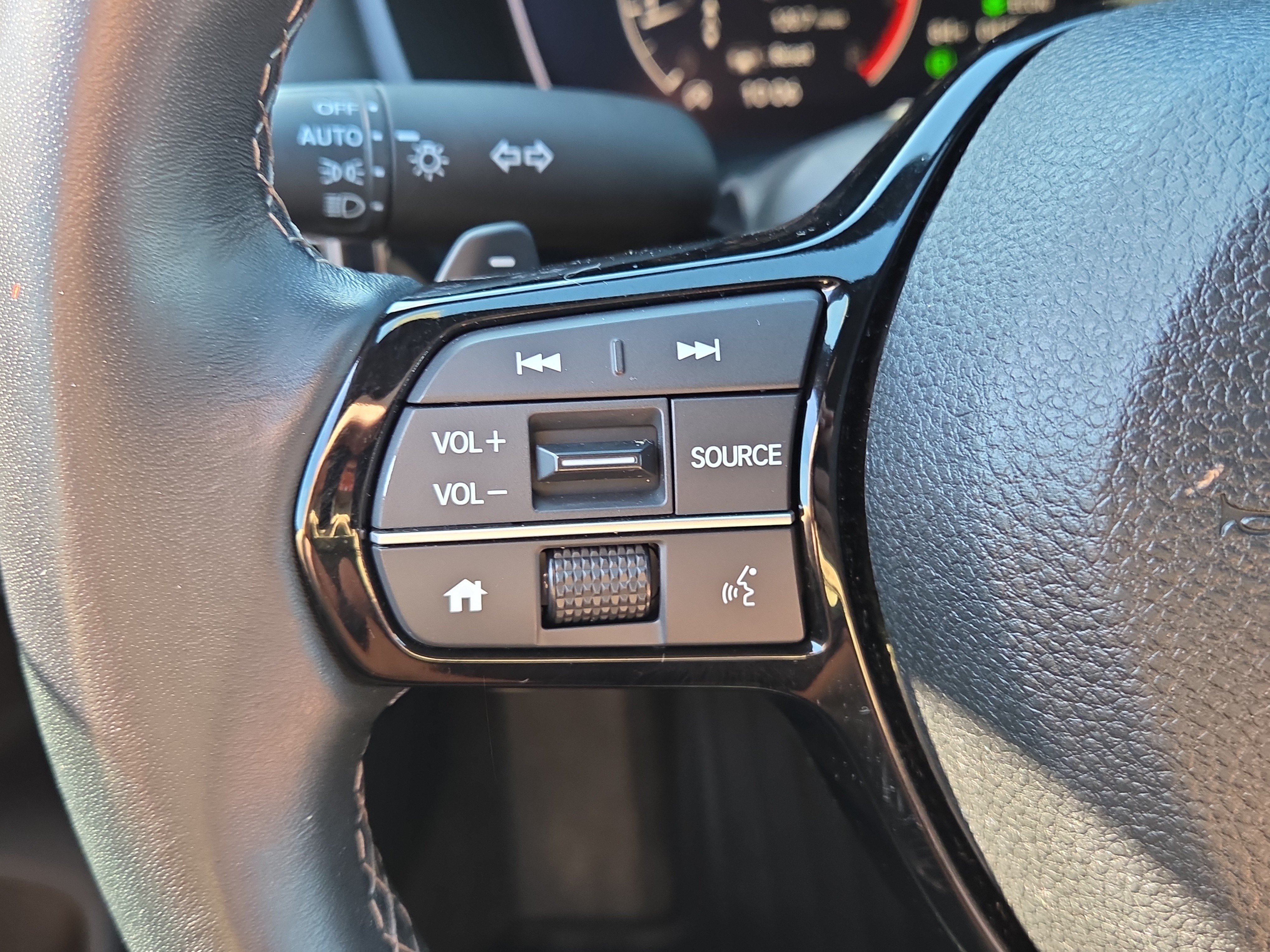 Used 2025 Honda Civic Sport image 19
