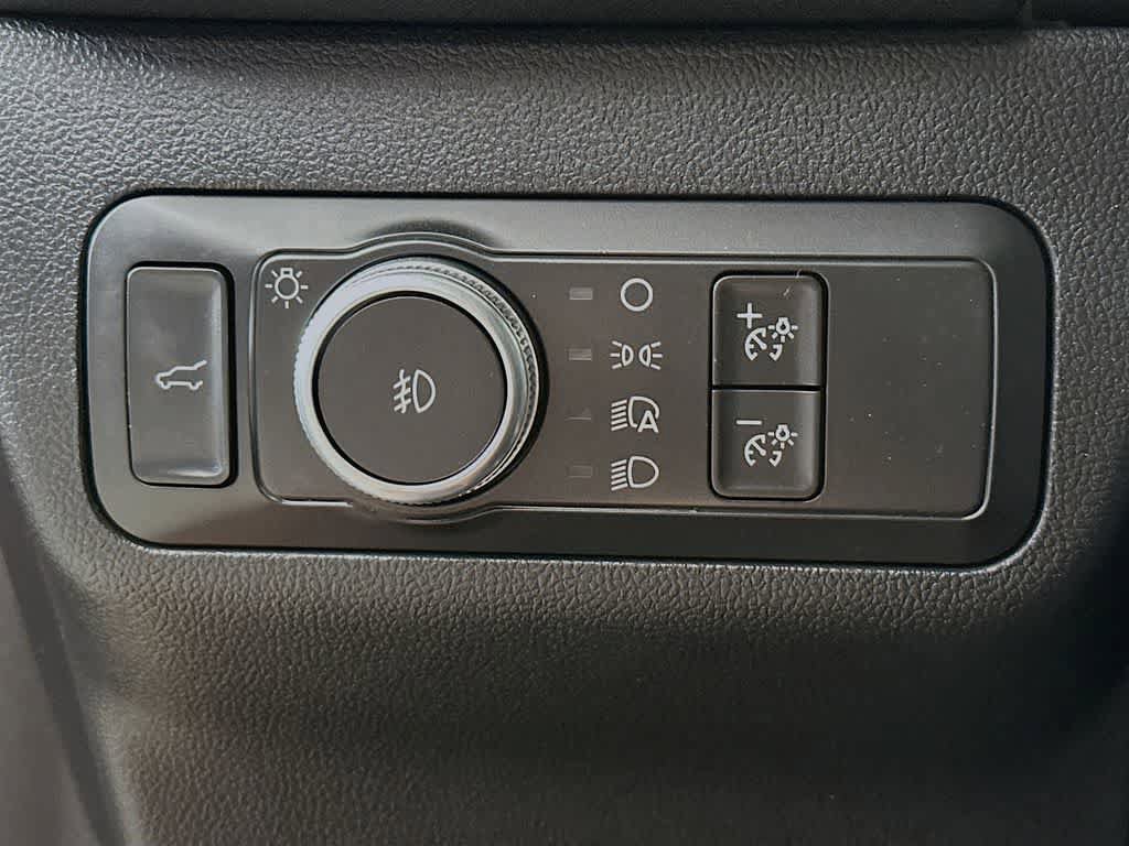 Certified 2020 Ford Escape Titanium AWD/4WD image 27