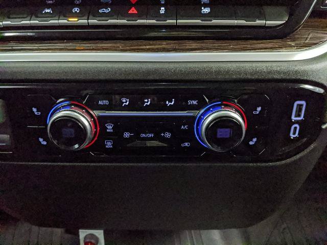 Used 2026 GMC Sierra 1500 Elevation w/ Elevation Select Package AWD/4WD image 9