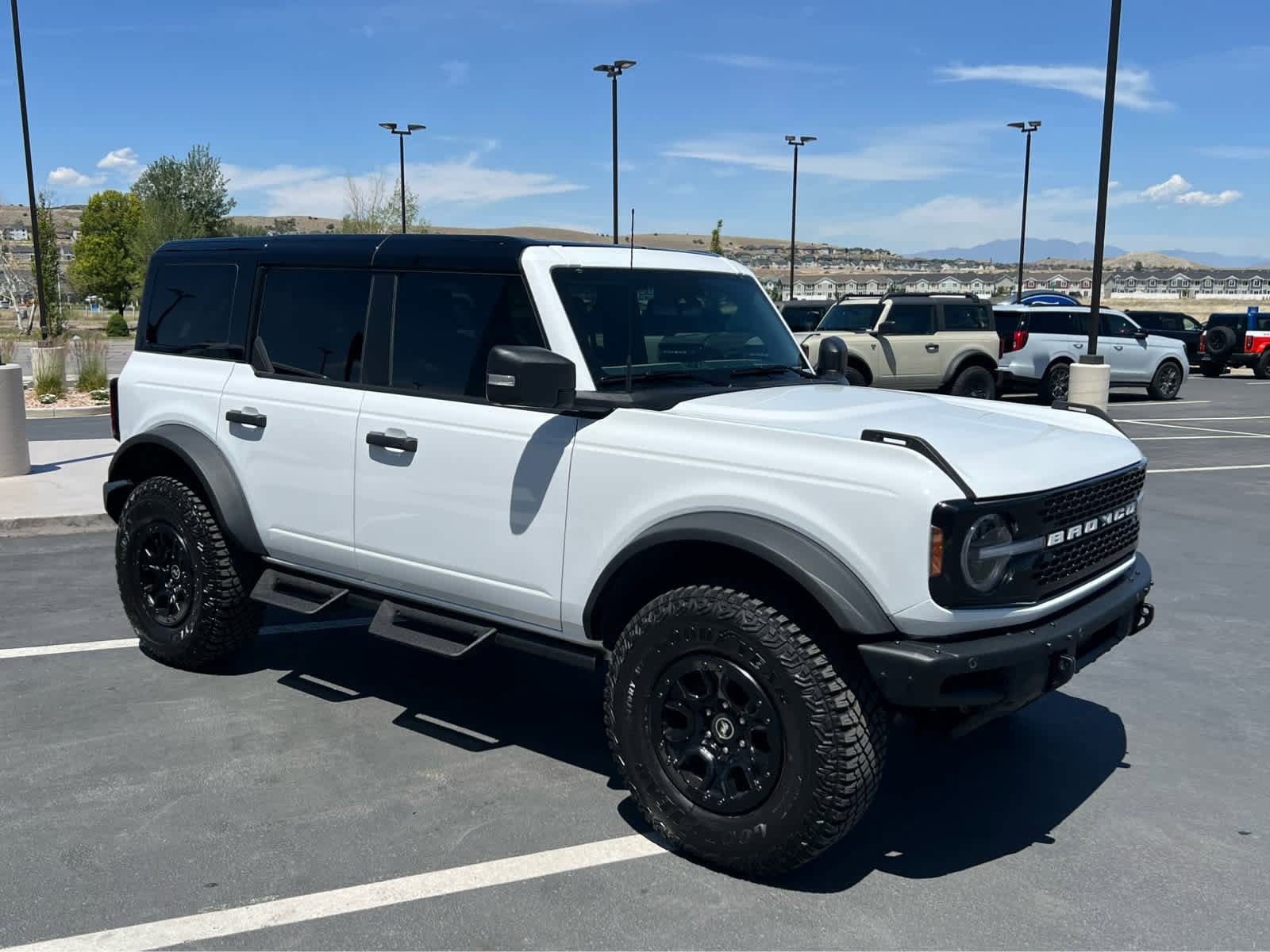 Certified 2024 Ford Bronco Wildtrak AWD/4WD image 5