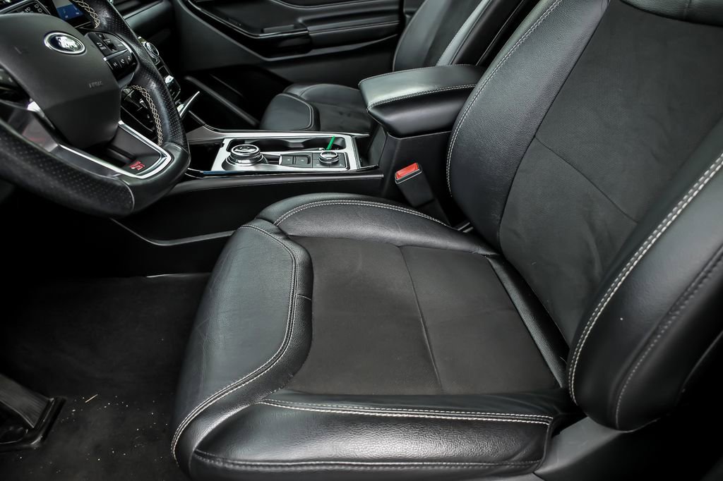 Certified 2022 Ford Explorer ST AWD/4WD image 16