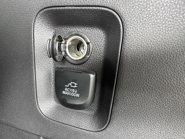 Used 2023 Kia Carnival SX Prestige FWD image 14