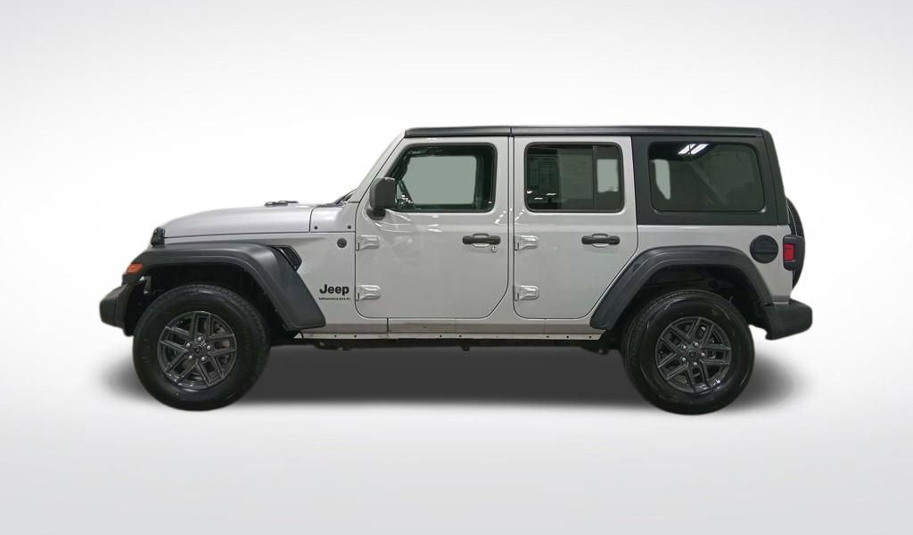 Used 2024 Jeep Wrangler Sport S image 6