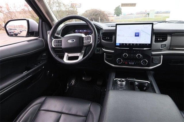 Certified 2023 Ford Expedition XLT image 24