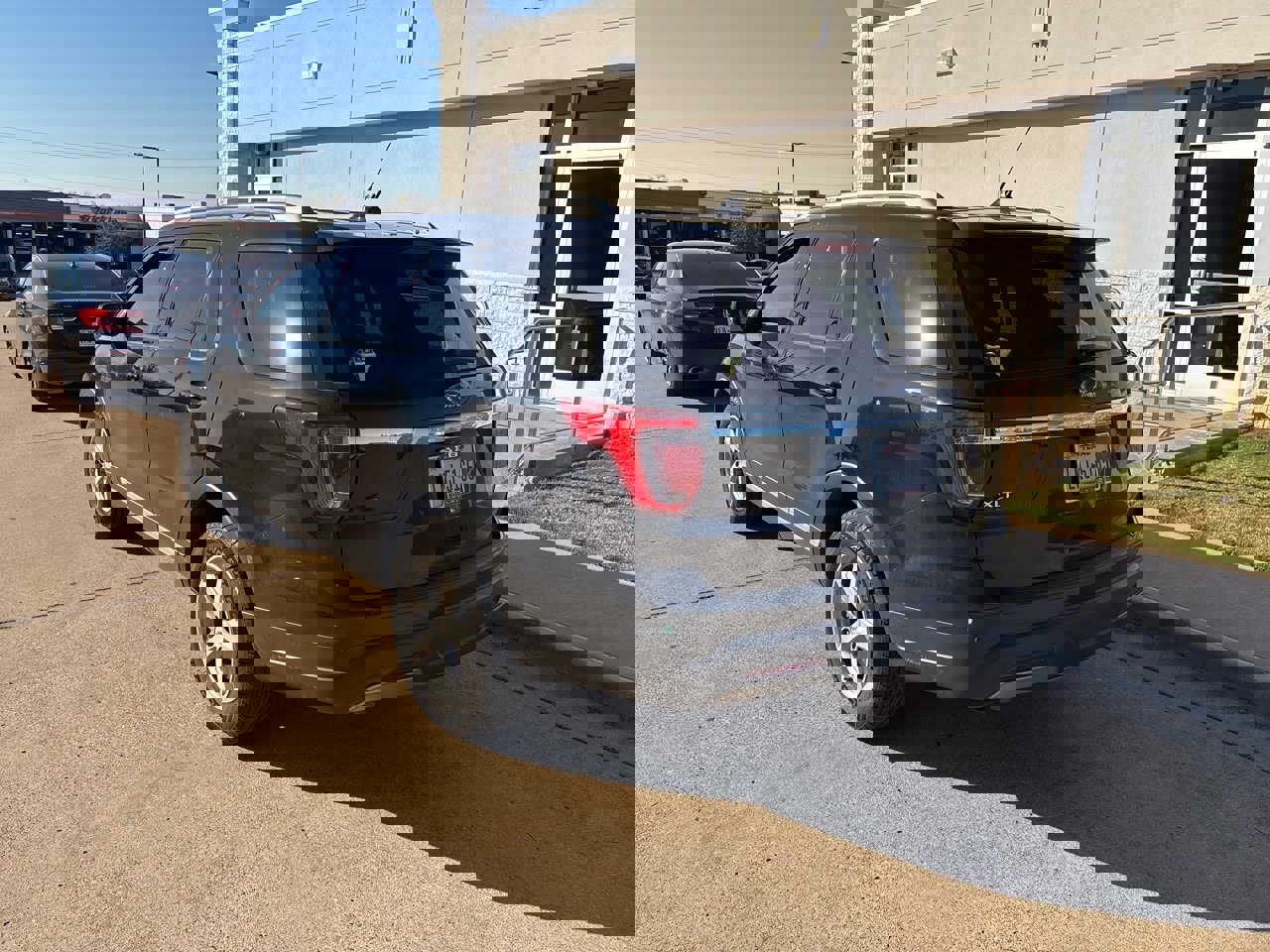 Certified 2019 Ford Explorer XLT w/ Equipment Group 201A image 2