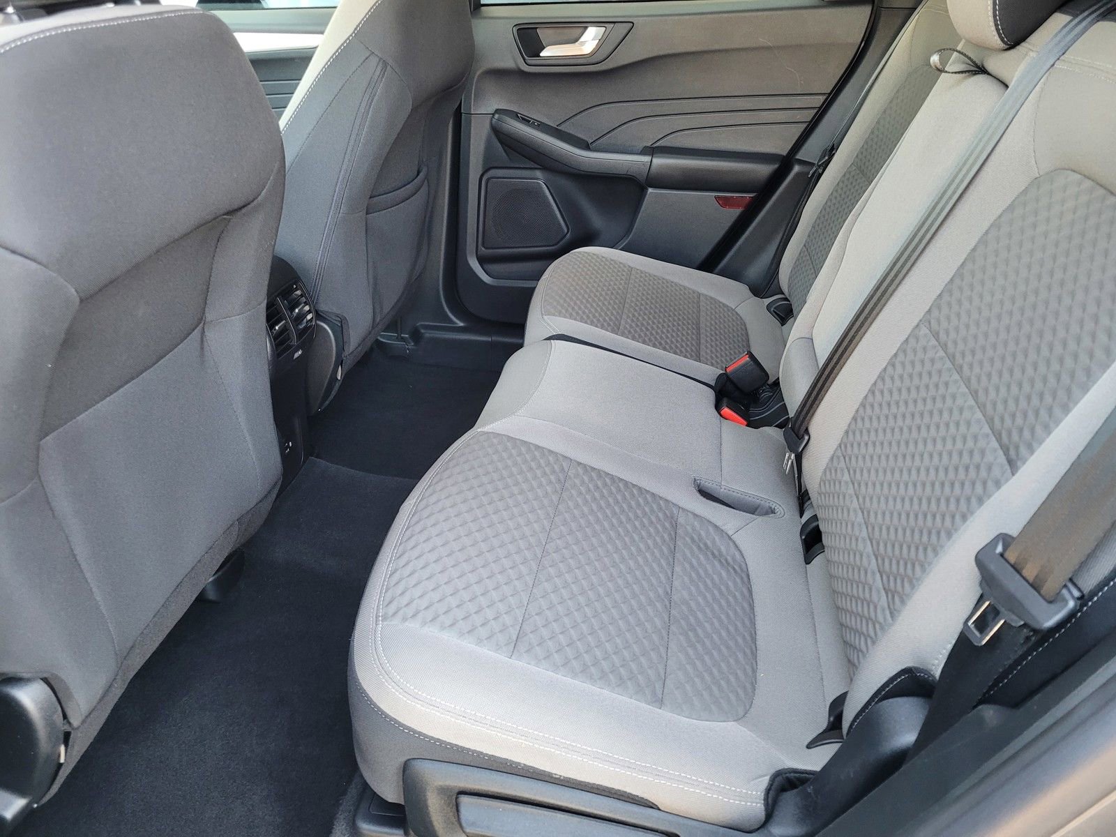 Certified 2021 Ford Escape SE w/ SE Sport Appearance Package FWD image 10