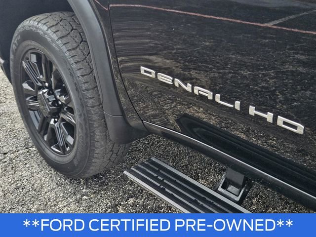 Used 2021 GMC Sierra 2500 Denali w/ Denali Black Diamond Edition AWD/4WD image 8