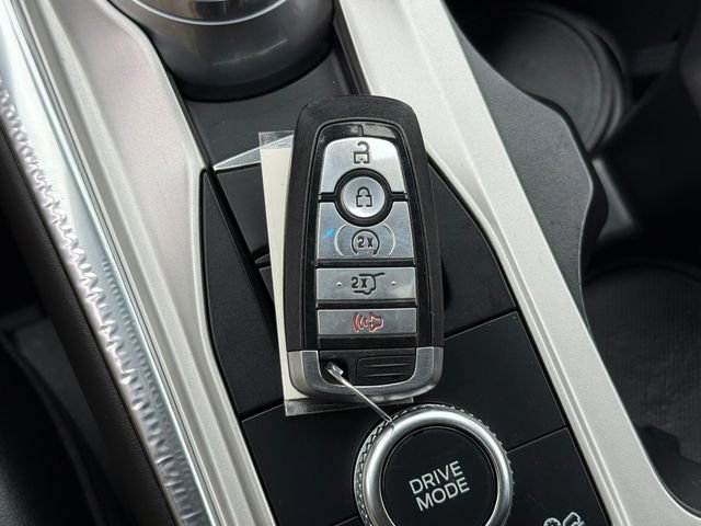 Certified 2022 Ford Explorer XLT w/ Equipment Group 202A image 23