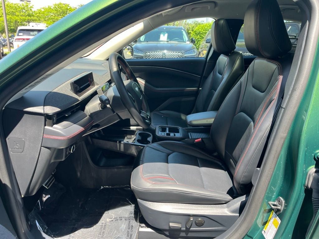 Certified 2025 Ford Mustang Mach-E Premium w/ Sport Appearance Package AWD/4WD image 25