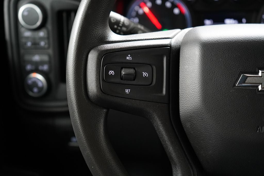 Used 2021 Chevrolet Silverado 1500 Custom Trail Boss AWD/4WD image 15