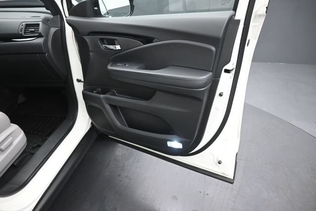 Used 2019 Honda Passport Elite image 33