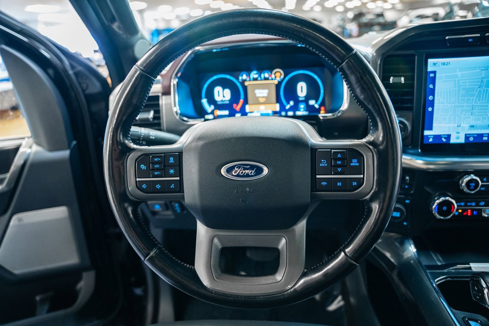 Certified 2022 Ford F150 Lariat w/ Equipment Group 502A High image 38