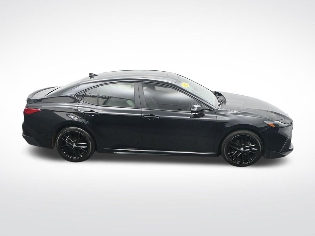 Used 2025 Toyota Camry SE w/ Convenience Package FWD image 27