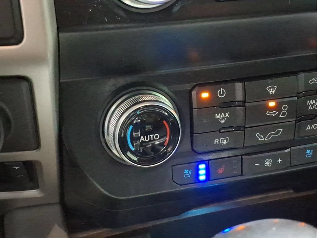 Certified 2019 Ford F150 Lariat w/ Equipment Group 502A Luxury AWD/4WD image 11