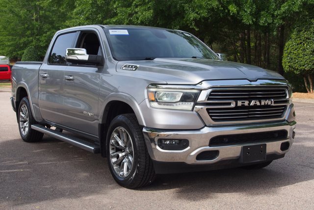 Used 2019 RAM 1500 Laramie AWD/4WD image 7