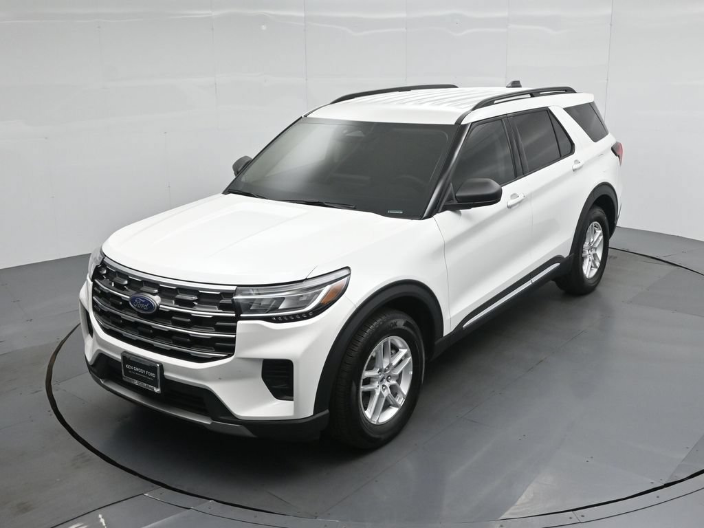 Certified 2025 Ford Explorer Active RWD image 38