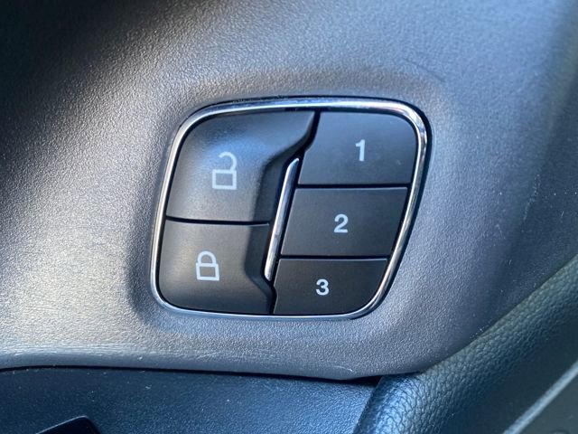 Certified 2023 Ford Expedition XLT image 16