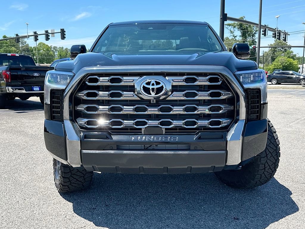 Used 2025 Toyota Tundra Platinum AWD/4WD image 5