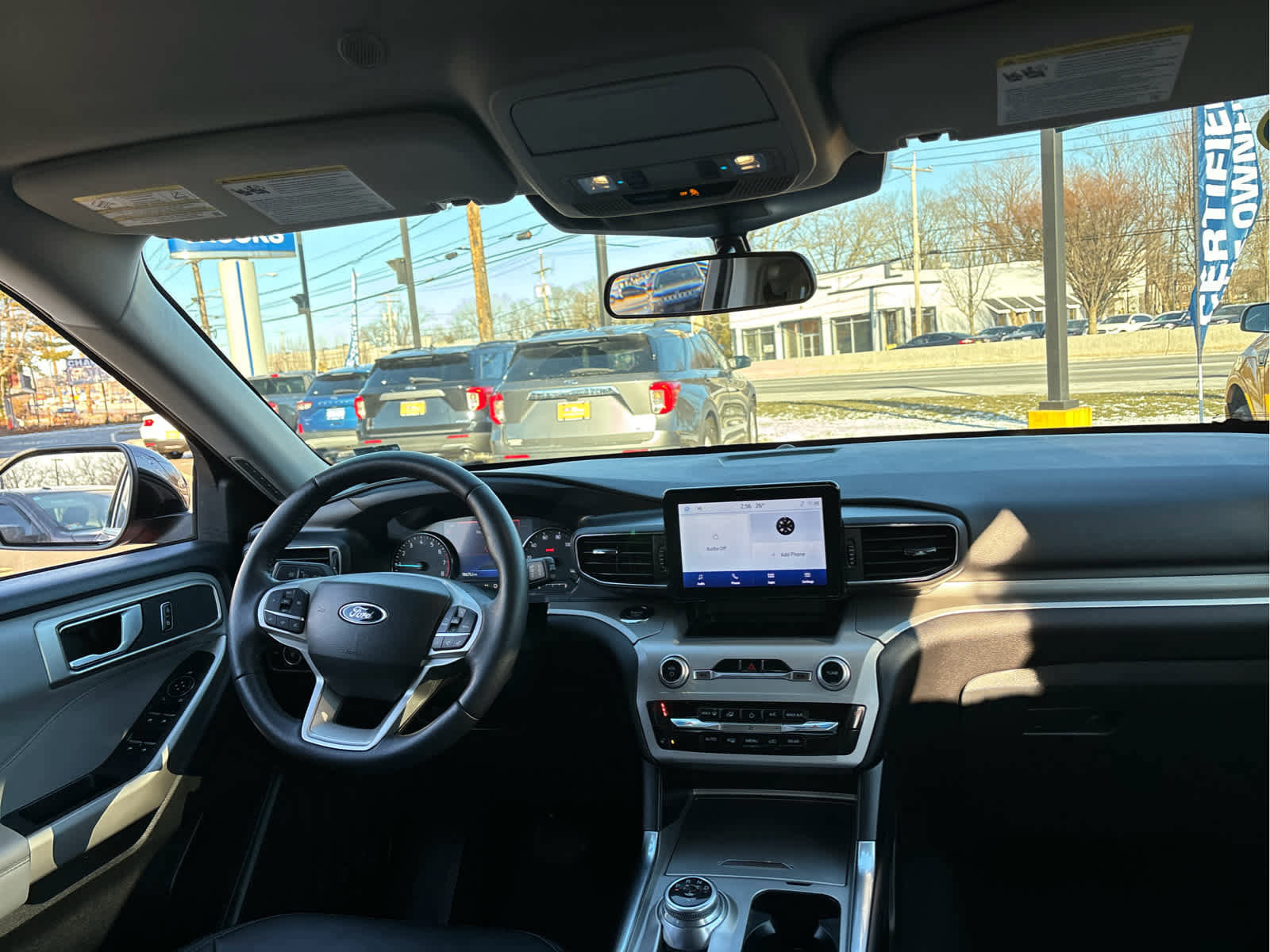 Certified 2023 Ford Explorer XLT w/ Equipment Group 202A image 33