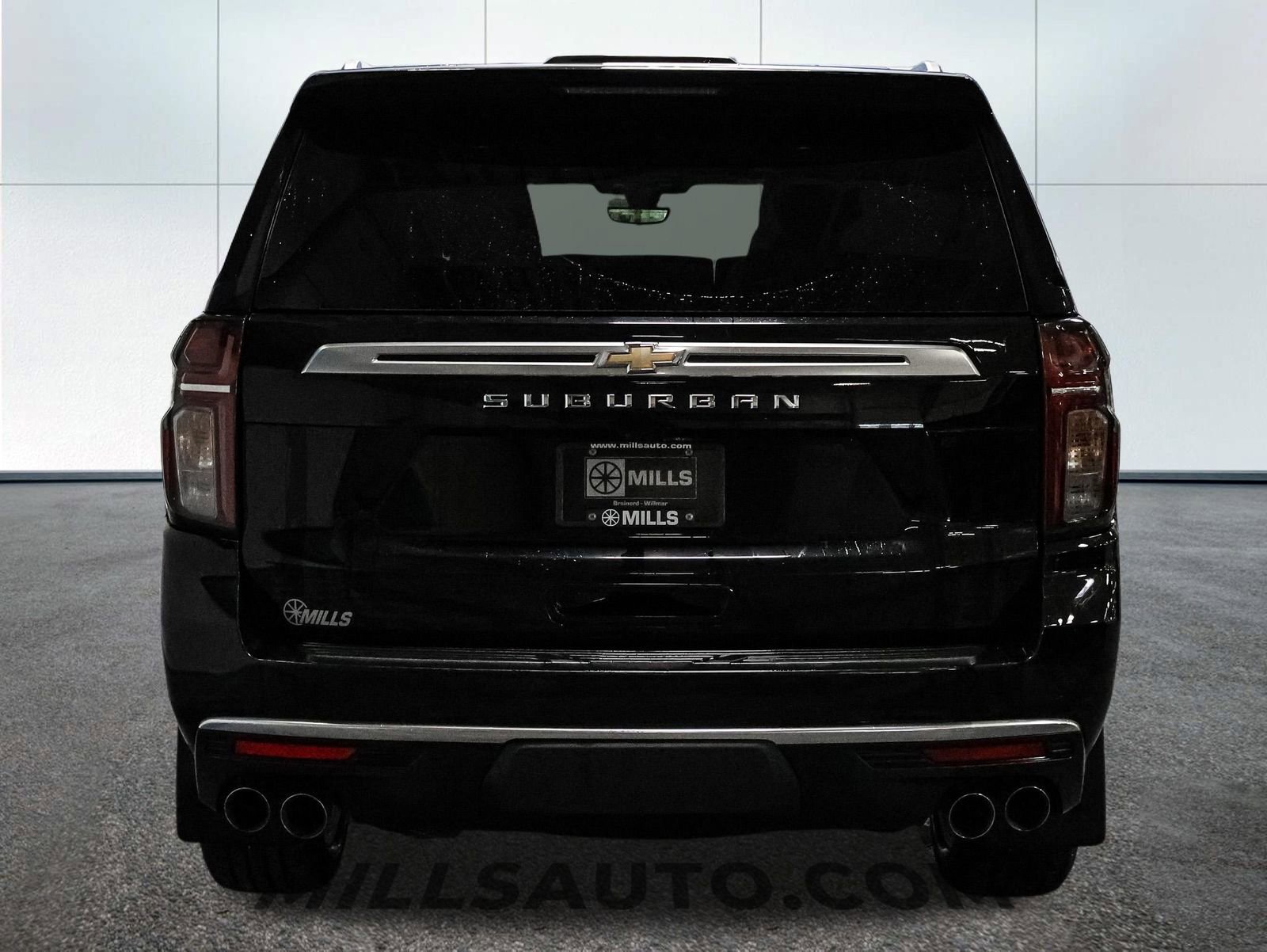 Used 2022 Chevrolet Suburban High Country AWD/4WD image 6