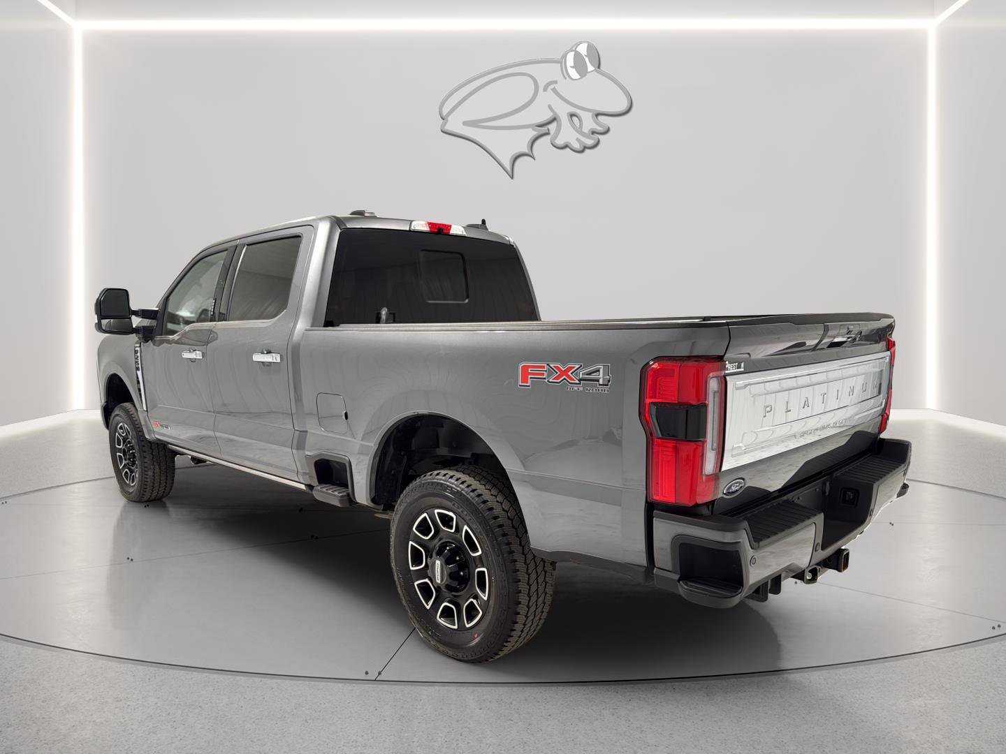 Certified 2024 Ford F250 Platinum AWD/4WD image 3