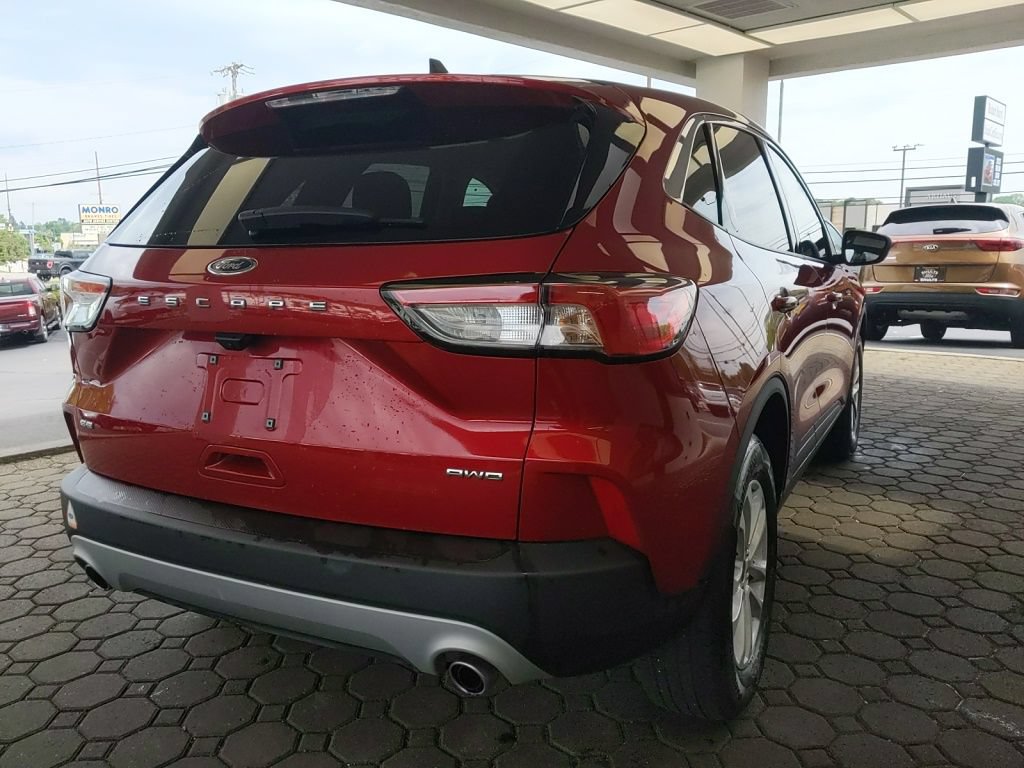 Certified 2022 Ford Escape SE w/ Convenience Package AWD/4WD image 6