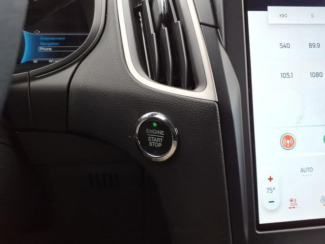 Certified 2023 Ford Edge SEL w/ Convenience Package image 21