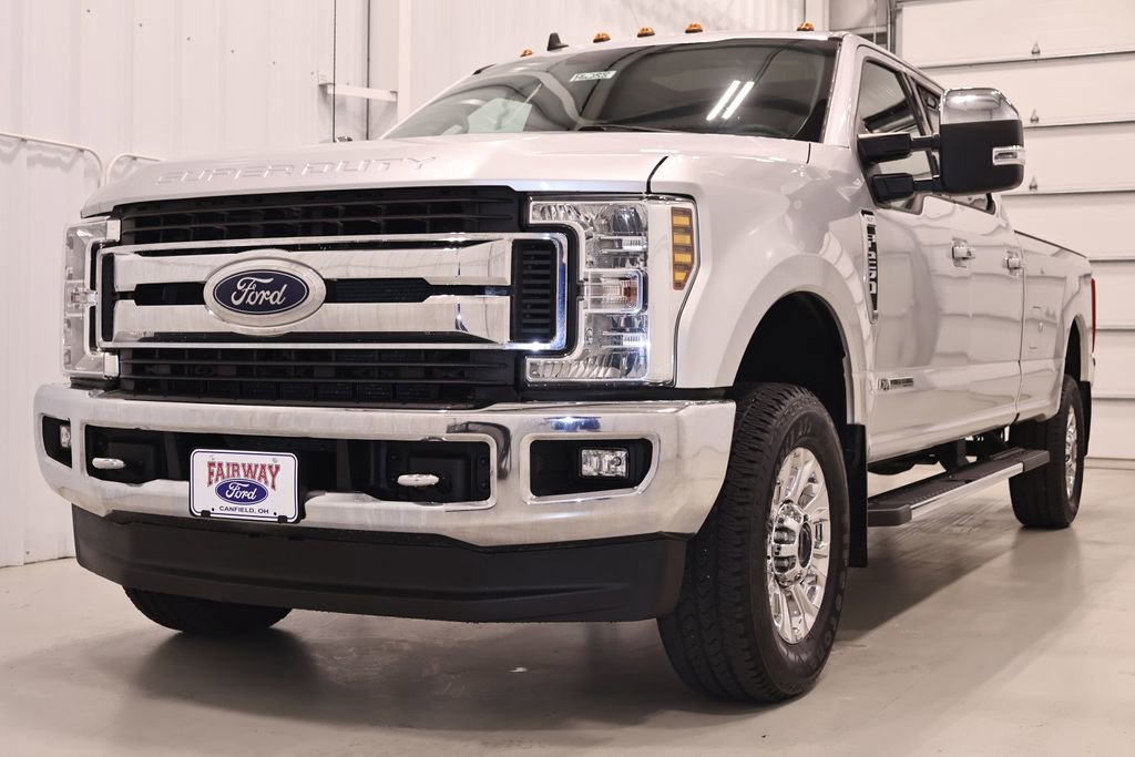 Certified 2019 Ford F250 XLT w/ XLT Premium Package AWD/4WD image 6