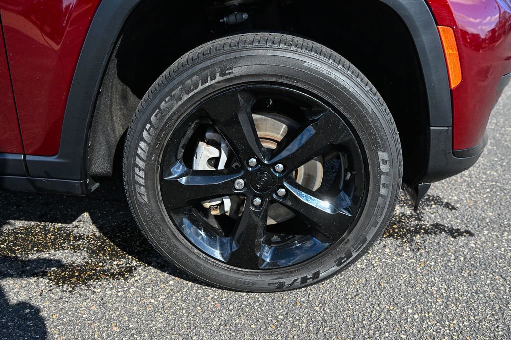 Used 2023 Jeep Grand Cherokee L Laredo AWD/4WD image 18