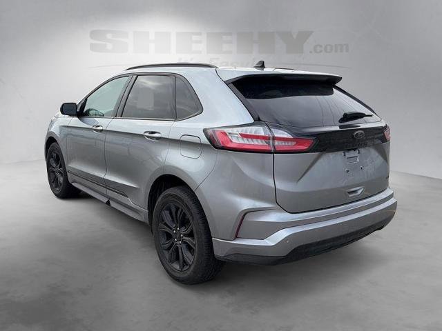 Certified 2022 Ford Edge SE w/ Black Appearance Package image 3